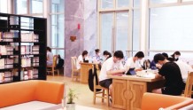 东港区图书馆开启“书香暑假”模式