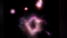 科学家发现一个破了大洞的星系，难道是暴力强拆的“战争”遗迹？