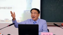漯河医专校长赵志军教授，为将去实习学生授课勉励！