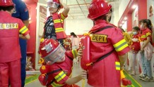 消防安全从娃娃抓起！看“广电星主播”打卡消防体验馆