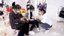 平塘：刺绣技艺培训助力群众就业创业