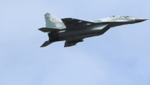 俄罗斯国防部：英国侦察机侵犯俄领空后被俄战机驱离
