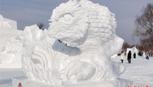 哈尔滨高校学生夺冠第二十六届全国雪雕比赛