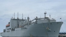 美国军舰首次在印度维修，印国防部自夸：修船能力标志象征