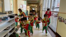 延吉市新苗幼儿园：消防“零”距离 安全伴我行