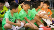 《踢球吧！少年强》孕育着国足希望　为中国喝彩