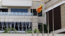 斯里兰卡全国哀悼日降半旗 进入全国紧急状态
