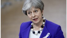 “辞职潮”令英国政坛陷入混乱　梅姨面临信任危机