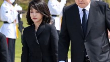 韩国第一夫人金建希：被爆学历造假整容行贿，因高颜值仍有死忠粉