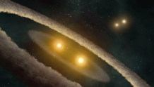 天文学家首次在深空探测到紧凑、巨大的三星系统