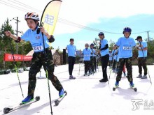 乌鲁木齐举行2020年“心往北京滑向冬奥”越野滑雪（滑轮）活动
