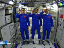 历史时刻！中国人首次进入自己的空间站！