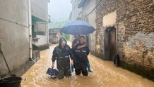 暴雨中，19位村民被成功转移安置