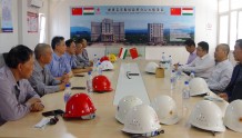 吉树民大使赴援塔吉克斯坦政府办公大楼项目指导安全生产工作