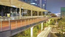 宝安滨海廊桥地下空间部分开放 全国首个“空中、地面、地下”三位一体城市绿廊