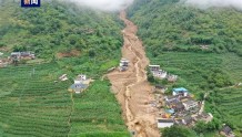 云南保山发生泥石流2人遇难，村民：三层楼房被毁，现金被冲走