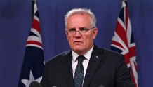 澳大利亚前总理任期内嫌权力不够大，偷偷给自己弄了“三个职位”