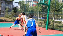 九月底前，伊滨区24个社区体育公园具备开放条件
