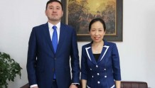 蒋薇总领事拜会新任哈外交部驻阿市代表布列格诺夫