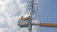 国网咸阳供电公司：带电“除隐患” 电力“助团圆”