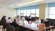 长春市绿园区政府主要领导调研重点服务业企业