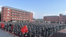 江西袁州：国防教育进校园