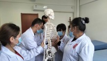 新疆256名盲人获得医疗按摩人员资格证