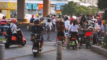 @番禺市民，10月1日起电动自行车未悬挂号牌上路将面临处罚