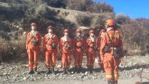 西藏昌都市森林消防支队边坝驻防分队严密组织开展山地水泵架设与撤收训练