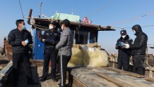 滨州市公安局沾化冯家警务协作区开展禁毒知识上渔船宣传活动