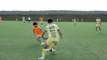奔跑在巴西绿茵场上的中国身影——访中国球员肖俊龙