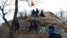 东海县巡特警大队开展实战化山地反恐训练
