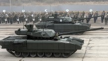 俄“阿玛塔”坦克加装车内厕所 英媒酸了：我们的坦克都没有