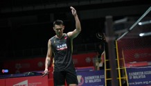 马来西亚羽毛球大师赛：林丹再次上演“一轮游”，谌龙石宇奇晋级