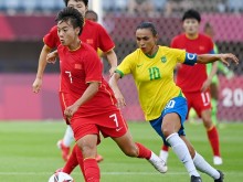 中国代表团东京奥运会首秀不利，女足0比5惨败于巴西