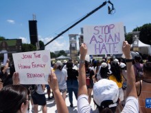 美国亚裔集会呼吁“停止仇亚”