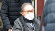 韩国前总统李明博被暂缓监禁3个月：年过八十多病缠身