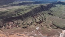 我国科考队在可可西里发现罕见“红山脉”[组图]