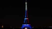 法媒：为节能，巴黎将缩短埃菲尔铁塔夜间照明时间