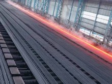 连续5天钢材日产量突破1万吨大关 达州钢铁努力冲刺全年目标任务