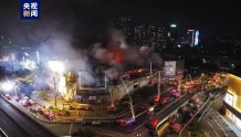 南京消防：正在全力堵截金盛百货商场火势