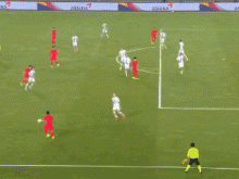 半场战报：韩国1-0冰岛，松旻揆头球破门，朴志洙伤退