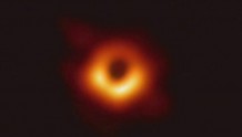 回顾：2019年，M87星系的出现，让黑洞这个词引爆互联网