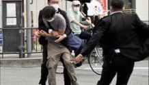 连线在日本的中国人｜安倍晋三遭枪击，当地民众：震惊！出事地点是个普通小广场