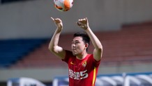 广州4-1第三胜还有大惊喜，33岁国脚主场首秀，郑智率队有望保级