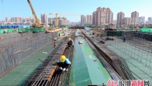 临沂通达路祊河桥主塔预计9月份完成合龙