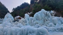 大墩峡：昼观冰瀑，夜赏冰灯